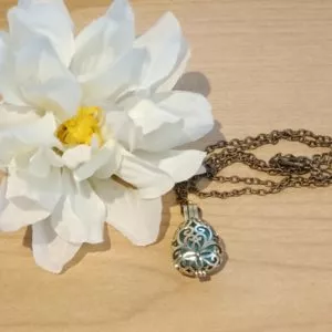 Hollow Flower Diffuser Necklace